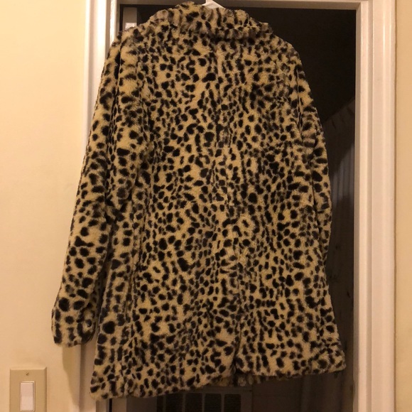 Coat - Picture 2 of 2